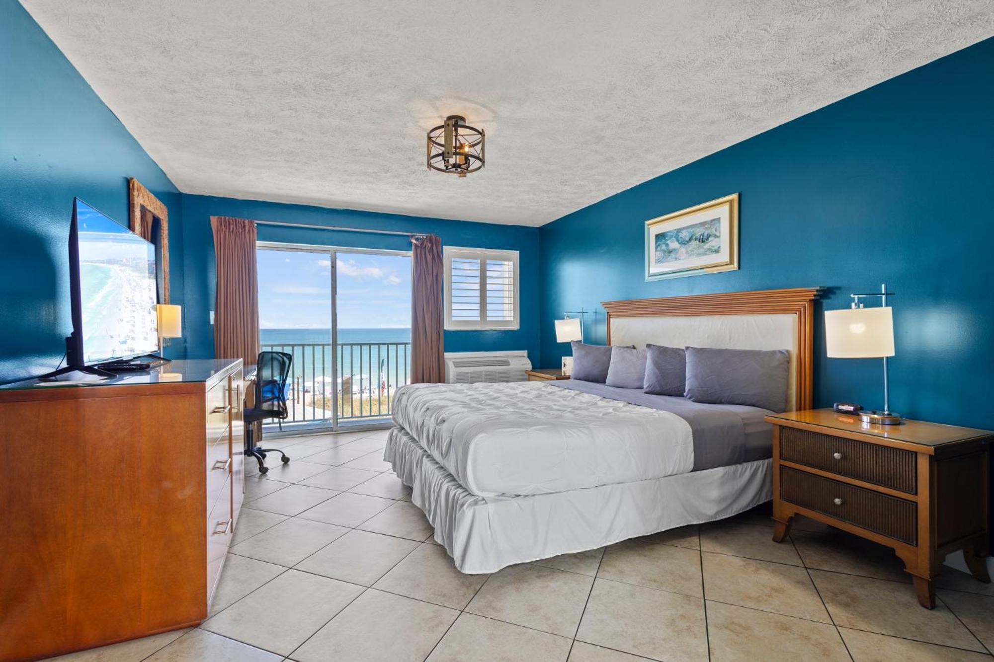 Ocean View Hotel Room With Balcony- King Bed #21 フォート・ピアス エクステリア 写真